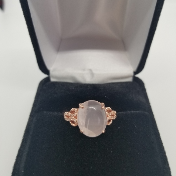 Quartzy ring sz 7 - Picture 2 of 3